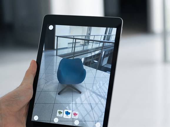 Augmented Reality for Tablets | © Mischoko - stock.adobe.com