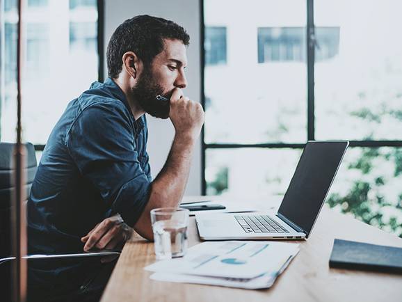 Optimierung des Webauftritts | © SFIO CRACHO - stock.adobe.com