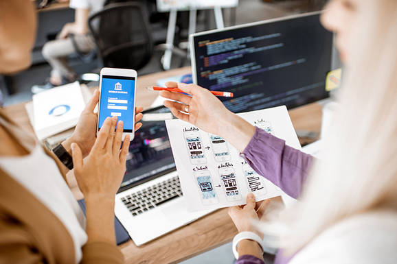 UX und UI Website Layouts auf Papier UX und UI Website Layouts auf Papier
