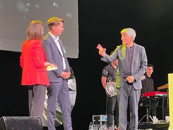 © KD Busch - compamedia